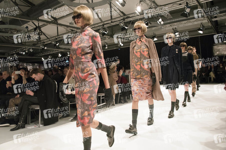 Kilian Kerner Fashion Show auf der Mercedes-Benz Fashion Week Autumn/Winter 2016 in Berlin