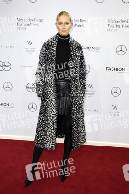 Guido Maria Kretschmer Fashion Show auf der Mercedes-Benz Fashion Week Autumn/Winter 2016 in Berlin