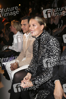 Guido Maria Kretschmer Fashion Show auf der Mercedes-Benz Fashion Week Autumn/Winter 2016 in Berlin