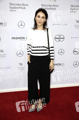 Laurel Fashion Show auf der Mercedes-Benz Fashion Week Autumn/Winter 2016 in Berlin