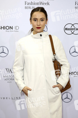 Laurel Fashion Show auf der Mercedes-Benz Fashion Week Autumn/Winter 2016 in Berlin