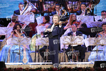 Konzert von André Rieu mit seimem Orchester in Hamburg