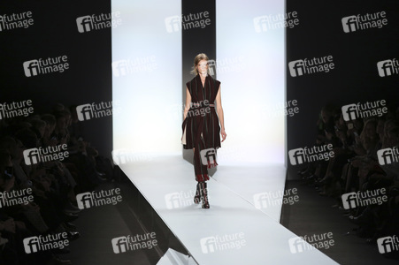 Dorothee Schumacher Fashion Show auf der Mercedes-Benz Fashion Week Autumn/Winter 2016 in Berlin
