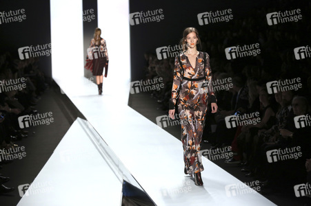Dorothee Schumacher Fashion Show auf der Mercedes-Benz Fashion Week Autumn/Winter 2016 in Berlin