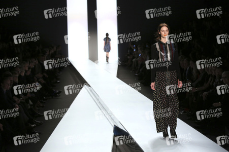 Dorothee Schumacher Fashion Show auf der Mercedes-Benz Fashion Week Autumn/Winter 2016 in Berlin