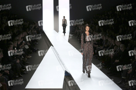 Dorothee Schumacher Fashion Show auf der Mercedes-Benz Fashion Week Autumn/Winter 2016 in Berlin