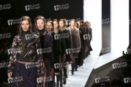 Dorothee Schumacher Fashion Show auf der Mercedes-Benz Fashion Week Autumn/Winter 2016 in Berlin
