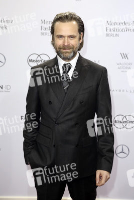 Baldessarini Fashion Show auf der Mercedes-Benz Fashion Week Autumn/Winter 2016 in Berlin