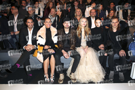 Baldessarini Fashion Show auf der Mercedes-Benz Fashion Week Autumn/Winter 2016 in Berlin