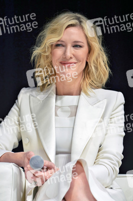 Cate Blanchett beim SK-II Event in Tokio