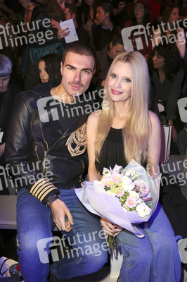 Dimitri Fashion Show auf der Mercedes-Benz Fashion Week Autumn/Winter 2016 in Berlin