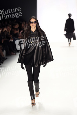 Dimitri Fashion Show auf der Mercedes-Benz Fashion Week Autumn/Winter 2016 in Berlin