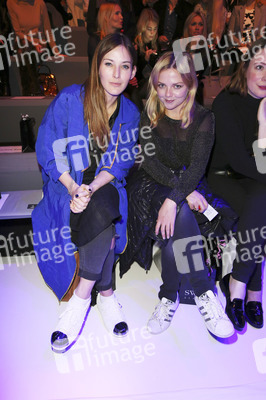 Ewa Herzog Fashion Show auf der Mercedes-Benz Fashion Week Autumn/Winter 2016 in Berlin