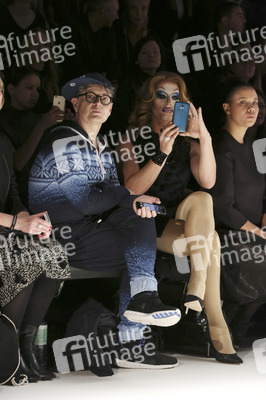 Ewa Herzog Fashion Show auf der Mercedes-Benz Fashion Week Autumn/Winter 2016 in Berlin