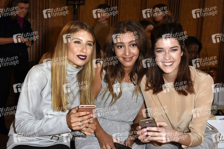Marina Hoermanseder Fashion Show auf der Mercedes-Benz Fashion Week Autumn/Winter 2016 in Berlin