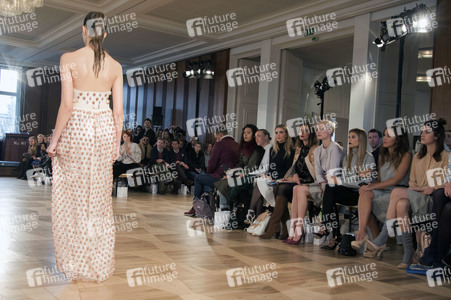 Marina Hoermanseder Fashion Show auf der Mercedes-Benz Fashion Week Autumn/Winter 2016 in Berlin