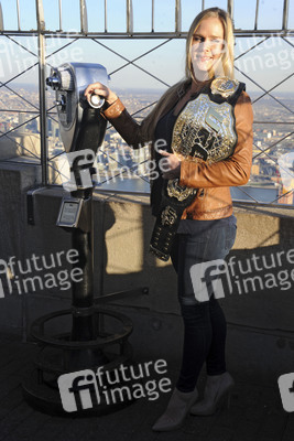 Holly Holm und Miesha Tate besuchen das Empire State Building