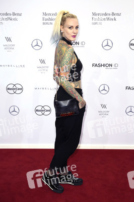 Zukker Fashion Show auf der Mercedes-Benz Fashion Week Autumn/Winter 2016 in Berlin