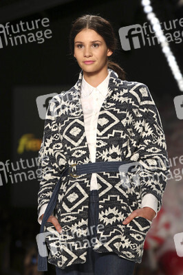 Key Looks Fashion Show auf der Mercedes-Benz Fashion Week Autumn/Winter 2016 in Berlin
