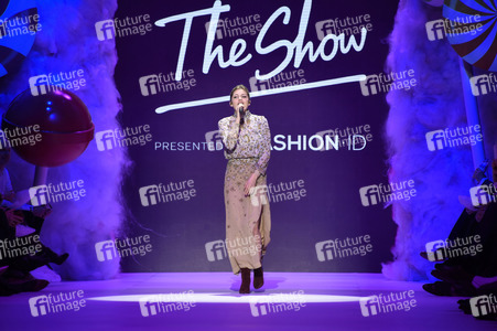 Key Looks Fashion Show auf der Mercedes-Benz Fashion Week Autumn/Winter 2016 in Berlin