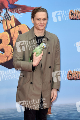 Filmpremiere 'Robinson Crusoe' in Berlin