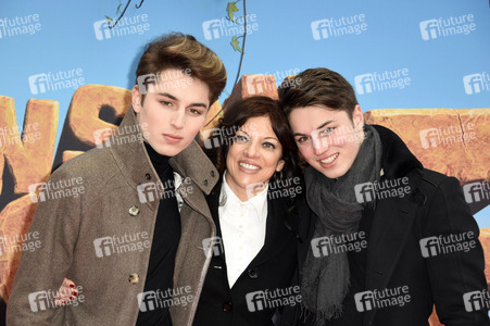 Filmpremiere 'Robinson Crusoe' in Berlin