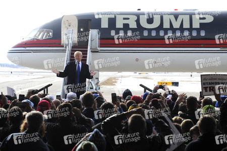 Wahlkampfrede von Donald Trump in Dubuque