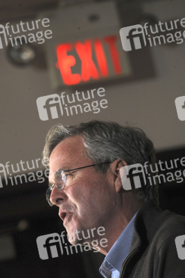 Wahlkampfrede von Jeb Bush in Davenport