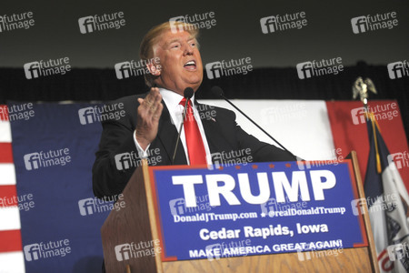 Wahlkampfrede von Donald Trump in Cedar Rapids