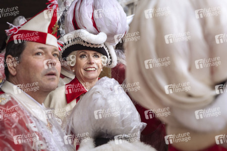 Henriette Reker und die Roten Funken in Köln