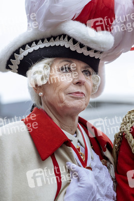 Henriette Reker und die Roten Funken in Köln