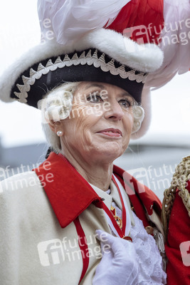 Henriette Reker und die Roten Funken in Köln