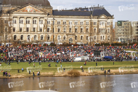 Pegida Großkundgebung in Dresden