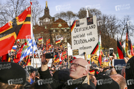 Pegida Großkundgebung in Dresden