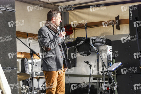 Martin Dulig bei den Gegendemos zu Pegida