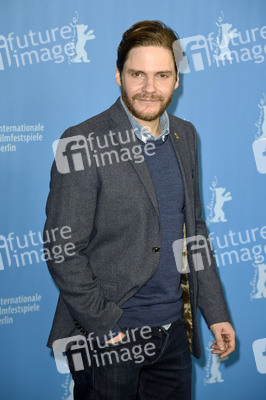 'Alone In Berlin / Jeder stirbt für sich allein' Photocall, Berlinale 2016