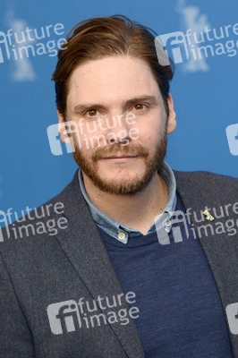 'Alone In Berlin / Jeder stirbt für sich allein' Photocall, Berlinale 2016