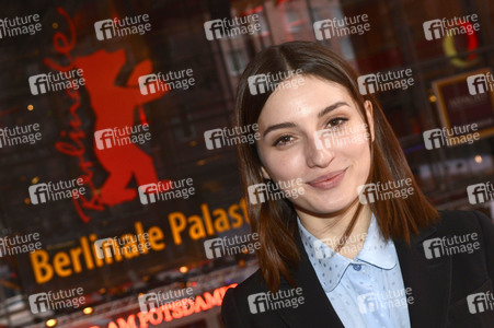 Maria Valverde Photoshooting, Berlinale 2016