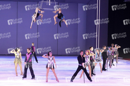Premiere der Show 'Holiday on Ice - Passion' in Dresden