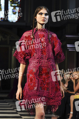 Bora Aksu Fashion Show, London Fashion Week AW16
