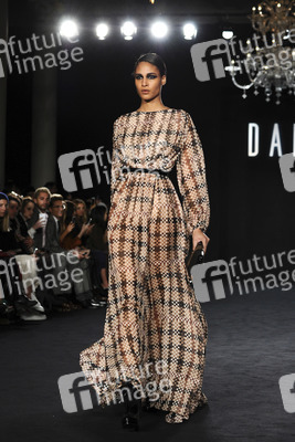 DAKS Fashion Show, London Fashion Week AW16