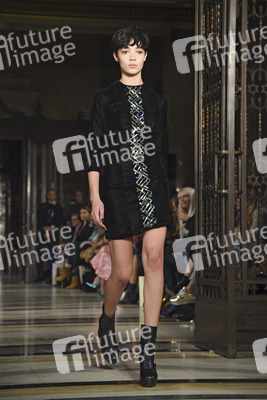 Felder Felder Fashion Show, London Fashion Week AW16