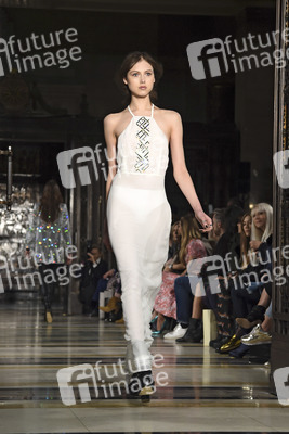Felder Felder Fashion Show, London Fashion Week AW16
