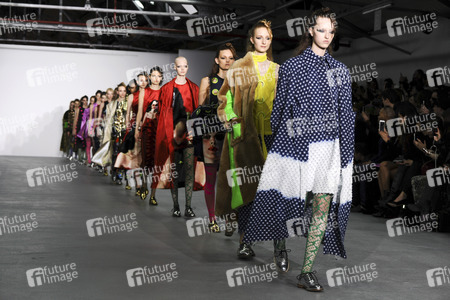 Fyodor Golan Fashion Show, London Fashion Week AW16