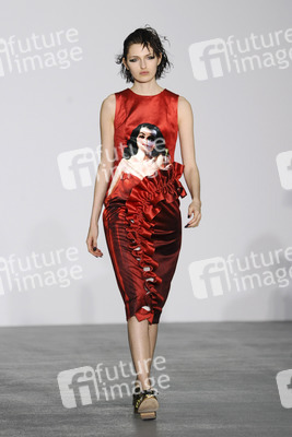 Fyodor Golan Fashion Show, London Fashion Week AW16