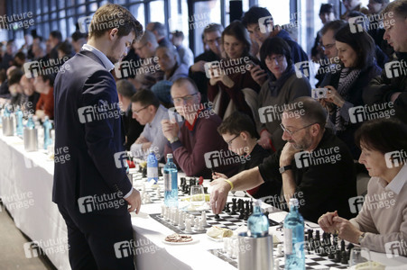 Schach-Schauturnier in Hamburg
