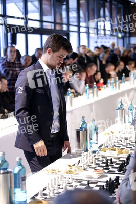 Schach-Schauturnier in Hamburg