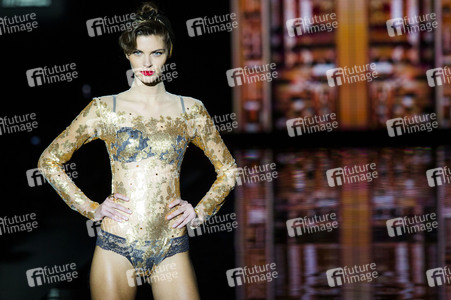 Andres Sarda Fashion Show, Mercedes-Benz Fashion Week Madrid AW16