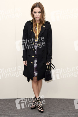 Burberry Prorsum Fashion Show, London Fashion Week AW16