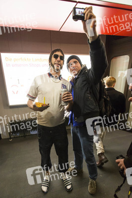 Sacha Baron Cohen bei seiner Ankunft in Berlin-Tegel